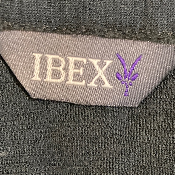Ibex 100% Merino 1/2 Zip / L - Picture 4 of 5